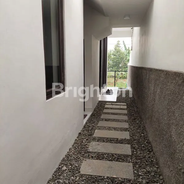 image RUMAH BUMI PUSPITEK ASRI 130 M2 / 151 M2 TANGERANG , 3+1 KT / 3+1 KM , SHM , 1.55 M (3)