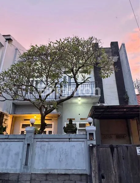 image RUMAH FULLY FURNISHED DI GUNUNG SARI GATOT SUBROTO BARAT DENPASAR (1)