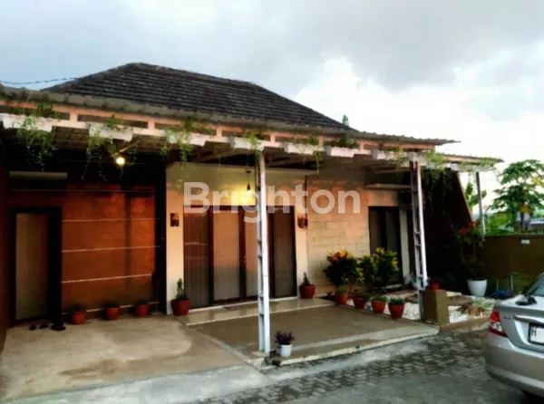 image RUMAH SIAP HUNI ISTIMEWA (2)