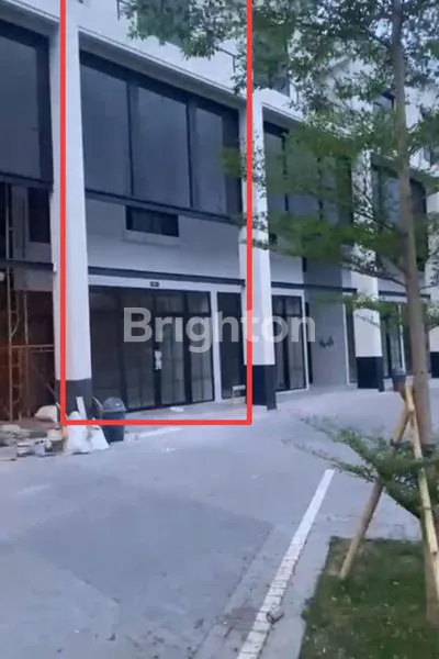 image RUKO KOMERSIAL 3 LANTAI, LOKASI STRATEGIS, TIERRA SOHO, DARMO HARAPAN, SURABAYA, TANJUNGSARI, SUKOMANUNGGAL, JAWA TIMUR (2)