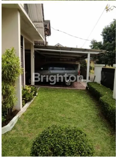 image RUMAH PAMULANG ESTATE 300 M2 / 150 M2 , 4+1 KT / 2+1 KM , SHM , 2200 WATT , 2.5 M (6)