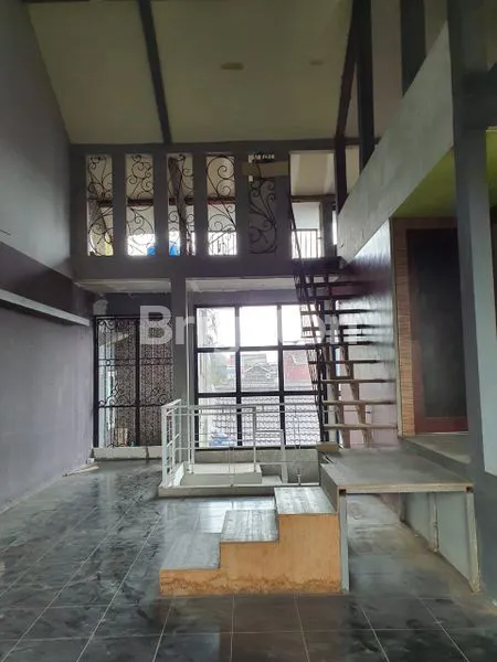 image RUMAH SIAP HUNI, ARSITEKTUR MENARIK, DEKAT AKSES TOL (5)