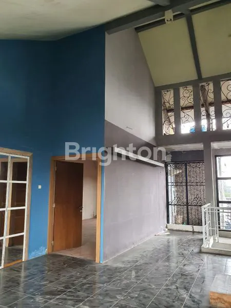 image RUMAH SIAP HUNI, ARSITEKTUR MENARIK, DEKAT AKSES TOL (2)