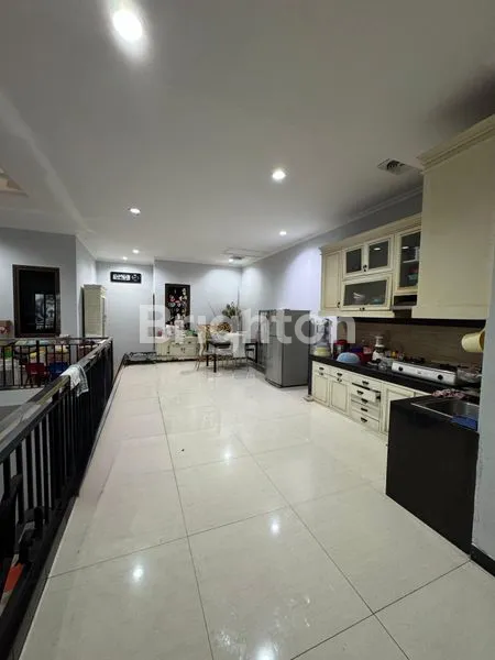 image RUMAH 2 LANTAI SIAP HUNI NIAS SEMARANG TIMUR (4)