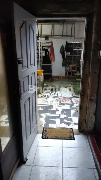 image RUMAH MEWAH 7 KT DI BUKIT RAYA, DEKAT BANDARA SSQ (3)