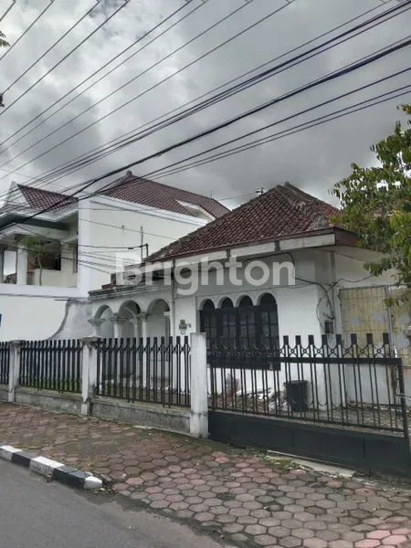 image SEWA RUMAH LUAS, SHM, LOKASI PUSAT KOTA MAGELANG (4)