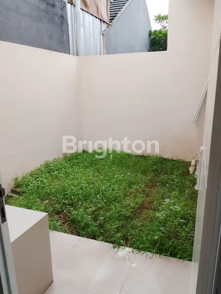 image RUMAH SIAP HUNI THE GROVE TAPOS CIBINONG (4)