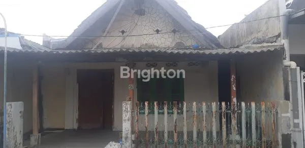 image RUMAH MURAH TENGAH KOTA SURABAYA (1)