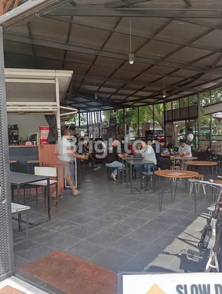 image TEMPAT USAHA KOMERSIAL  LOKASI RAMAI  (3)