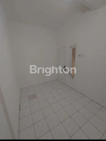 image RUMAH MEDANG LESTARI HOEK GADING SERPONG TANGERANG (3)