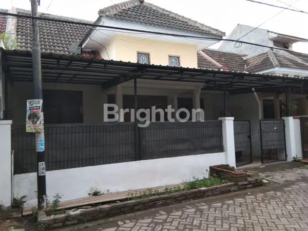 image RUMAH STRATEGIS DEKAT TRANSMART, SHM, 3 KT (1)
