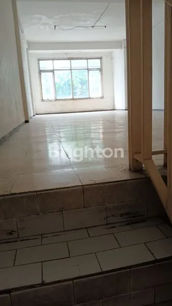 image RUKO MANUKAN TAMA, LT 125, 2 LANTAI, LOKASI SUPER STRATEGIS (5)