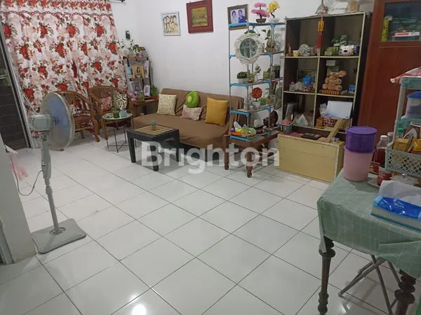 image RUMAH MURAH STRATEGIS DEKAT JALAN  MATARAM DAN DR.CIPTO (6)