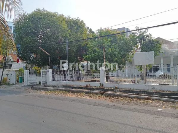 image RUMAH DI JALAN NIAS LOKASI STRATEGIS  (1)