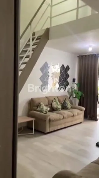 image RUMAH MODERN MEZANINE DI THE JUANDA, SEDATI (2)