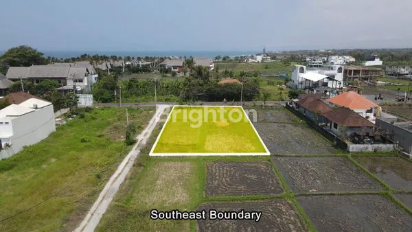 image LAND FOR SALE AT CEMAGI 10 ARE FOR INVESTMENET, ONLY 260 M FROM BEACH (2)