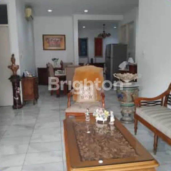 image RUMAH STRATEGIS INTERCON KEBON JERUK JAKARTA BARAT - DEKAT TAMAN, ROW JALAN 4 MOBIL! (1)