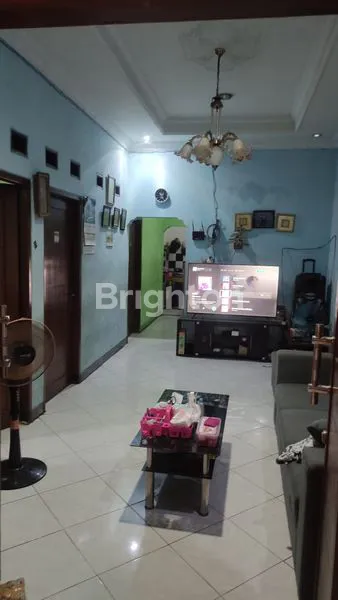 image RUMAH DI PONDOK AREN TANGERANG SELATAN (2)