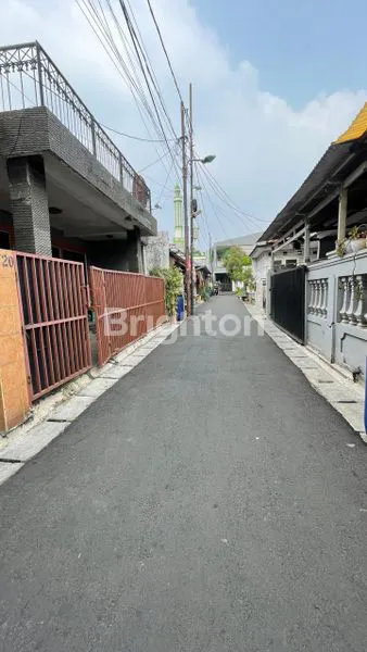 image RUMAH DI SEWAKAN SUDAH RENOV (2)