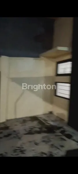 image RUMAH STRATEGIS DI MEJOYO UTARA, DEKAT UBAYA (3)