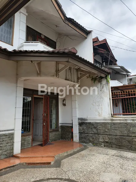 image RUMAH TINGGAL MEWAH NYAMAN DAN ASRI DI PASIR SALAM (1)