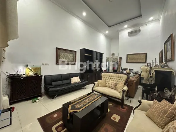 image RUMAH DI RAYA MANYAR SIAP HUNI (4)