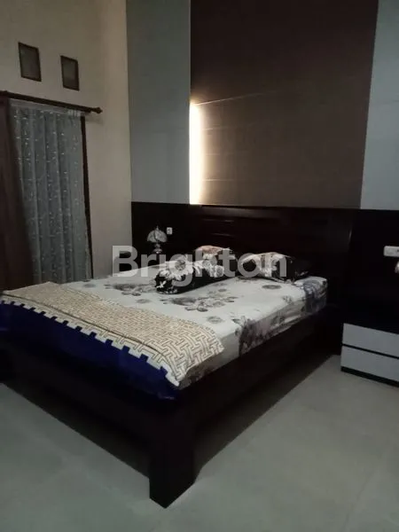 image RUMAH CANTIK TERAWAT DEKAT EXIT TOL GAYAMSARI (4)