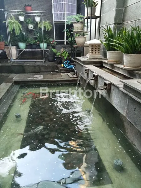 image RUMAH CANTIK TERAWAT DEKAT EXIT TOL GAYAMSARI (3)