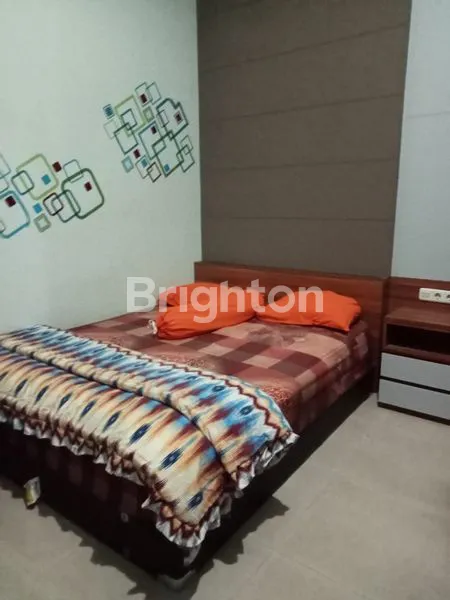 image RUMAH CANTIK TERAWAT DEKAT EXIT TOL GAYAMSARI (5)