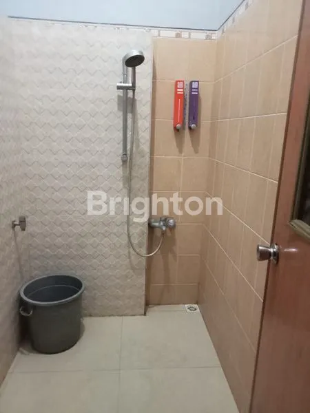 image RUMAH CANTIK TERAWAT DEKAT EXIT TOL GAYAMSARI (7)