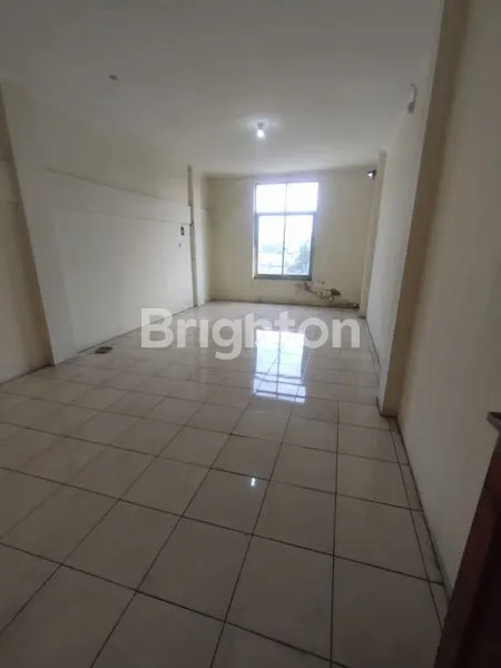 image DEPOK- JALAN JUANDA ,DI JUAL CEPAT RUKO 3,1/2 LANTAI LOKASI PREMIUM DEPOK (5)