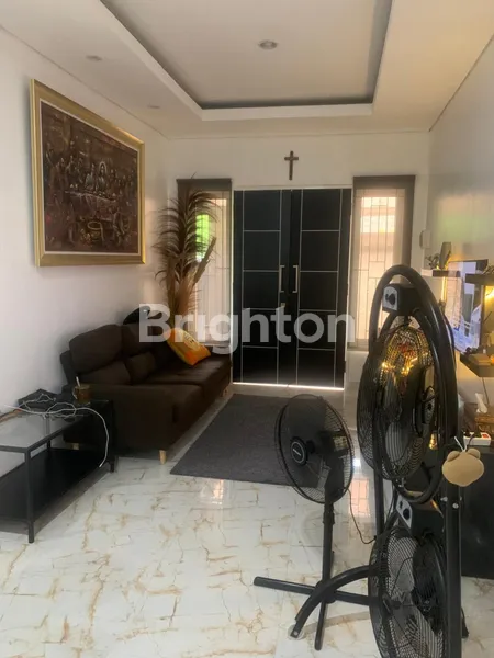 image DIJUAL – RUMAH SIAP HUNI FULL FURNISHED TAMAN MULIA, JIMBARAN – BALI (7)