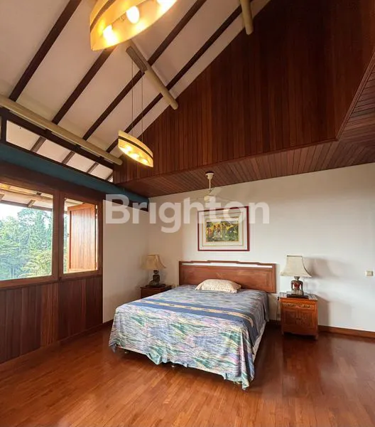 image VILLA EKSKLUSIF DI PUNCAK CISARUA – VIEW GUNUNG SALAK & SAWAH, 2 VILLA, LT 8.400 M² (3)