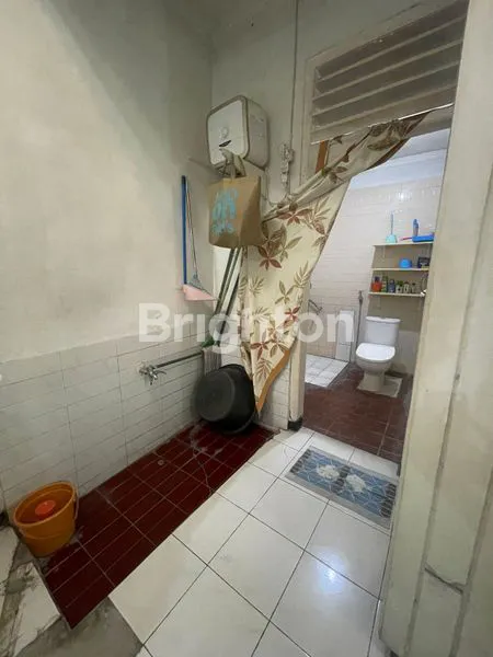 image RUMAH DI DARMO PERMAI SELATAN (7)