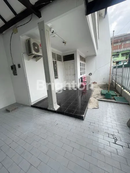 image RUMAH DI DARMO PERMAI SELATAN (2)