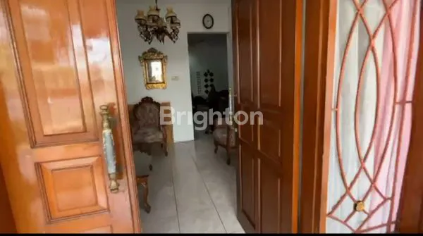 image RUMAH BARU RENOVASI LT 220M² DI TAMAN ASRI LARANGAN (2)