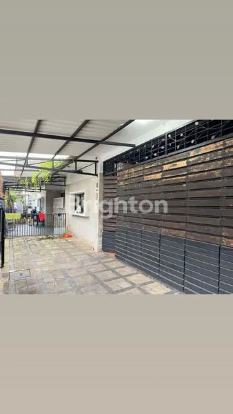 image RUMAH BESAR STRATEGIS TEBET BARAT – JAKARTA SELATAN (2)