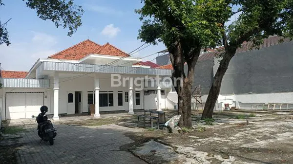 image RUMAH DI JALAN NIAS LOKASI STRATEGIS  (1)