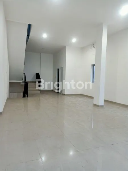 image RUKO BARU JELAMBAR 4.5 LANTAI ( HOOK ) COCOK UNTUK PERKANTORAN DAN USAHA LAINNYA (7)