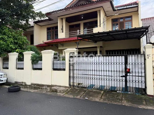 image RUMAH 2 LANTAI SHM DI PASAR MINGGU, LT/LB 228M² (1)
