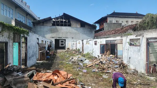 image TANAH KOMERSIL  BONUS BANGUNAN LOKASI IMAMBONJOL DENPASAR (5)