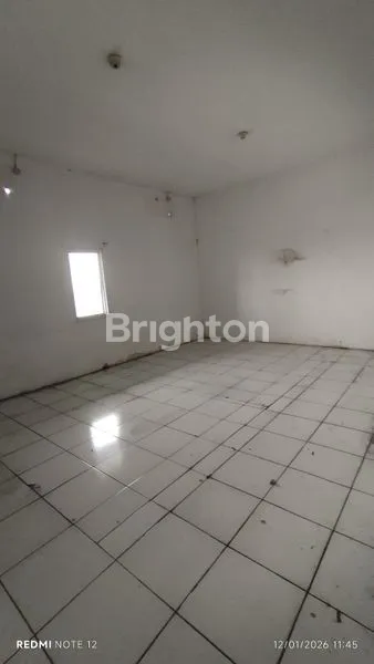 image RUKO GANDENG 3,5 LT SIAP PAKAI DIPINGGIR JALAN PROPINSI - CIMANDALA BOGOR  (6)