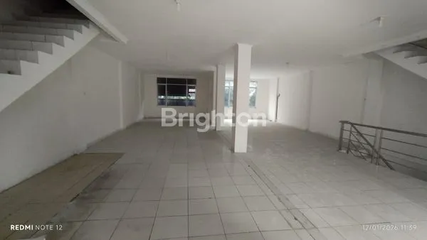 image RUKO GANDENG 3,5 LT SIAP PAKAI DIPINGGIR JALAN PROPINSI - CIMANDALA BOGOR  (3)