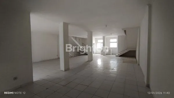 image RUKO GANDENG 3,5 LT SIAP PAKAI DIPINGGIR JALAN PROPINSI - CIMANDALA BOGOR  (4)