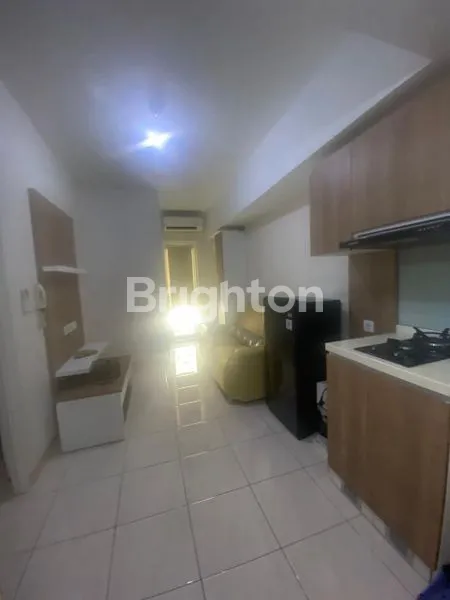 image DIJUAL CEPAT! APARTEMEN SPRINGLAKE SUMMARECON BEKASI FULL FURNISHED – POOL VIEW (1)