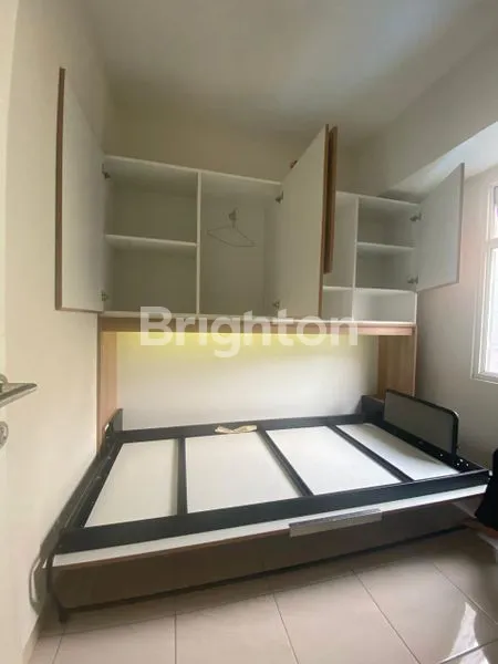 image DIJUAL CEPAT! APARTEMEN SPRINGLAKE SUMMARECON BEKASI FULL FURNISHED – POOL VIEW (3)