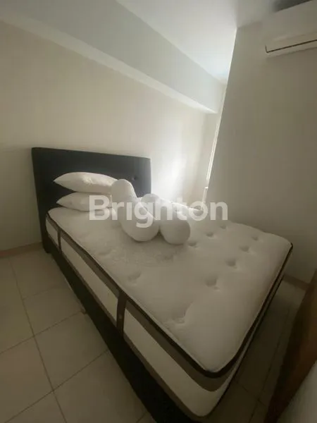 image DIJUAL CEPAT! APARTEMEN SPRINGLAKE SUMMARECON BEKASI FULL FURNISHED – POOL VIEW (8)