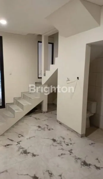 image RUMAH BARU RUNGKUT MAPAN BARAT (4)