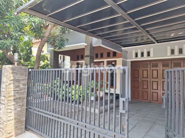 image RUMAH MEWAH DEKAT EXIT TOL GAYAMSARI (8)