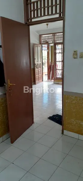 image RUMAH SANGAT STRATEGIS DI KASUARI BINTARO SEKTOR 9 (7)